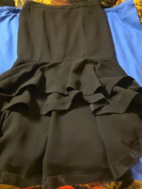 Women’s Black High-Low Ruffle Skirt - Classic Elegant